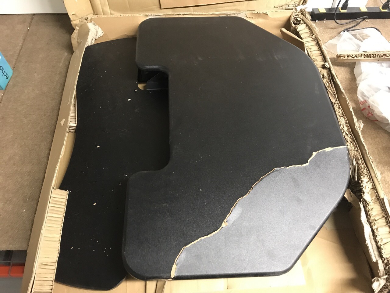 Varidesk Cube Corner 36 45007 ✅❤️️✅❤️️✅❤️️✅❤️️ READ Broken Top