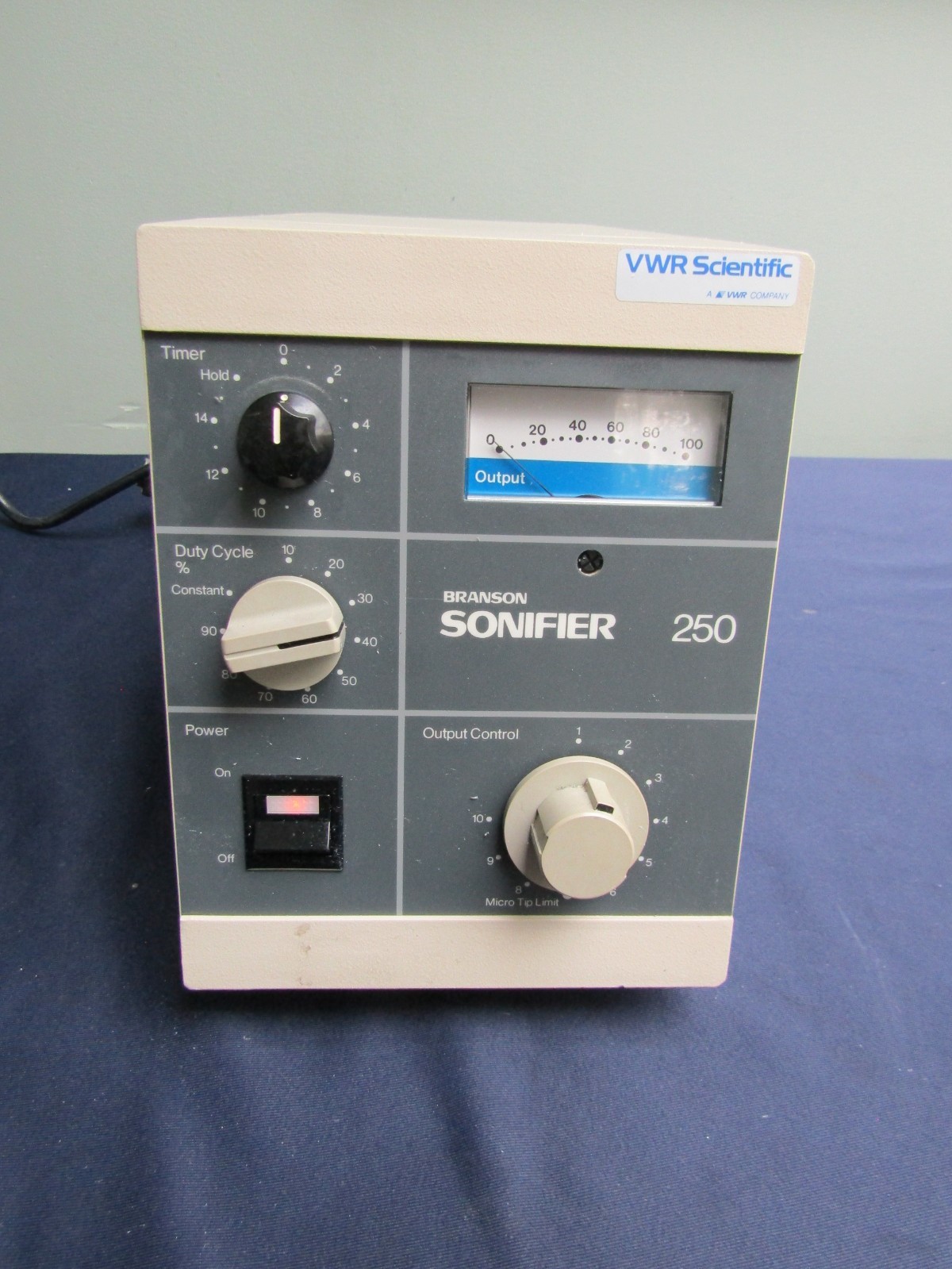 Branson Ultrasonics Sonifier 250 Analog Ultrasonic Cell Disruptor
