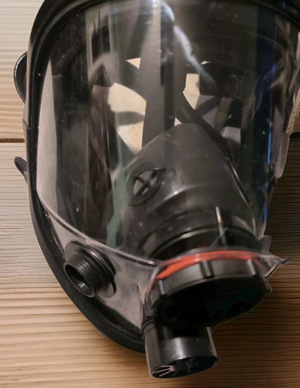 Honeywell North 7600 Series Silicone Full Facepiece Respirator M/L