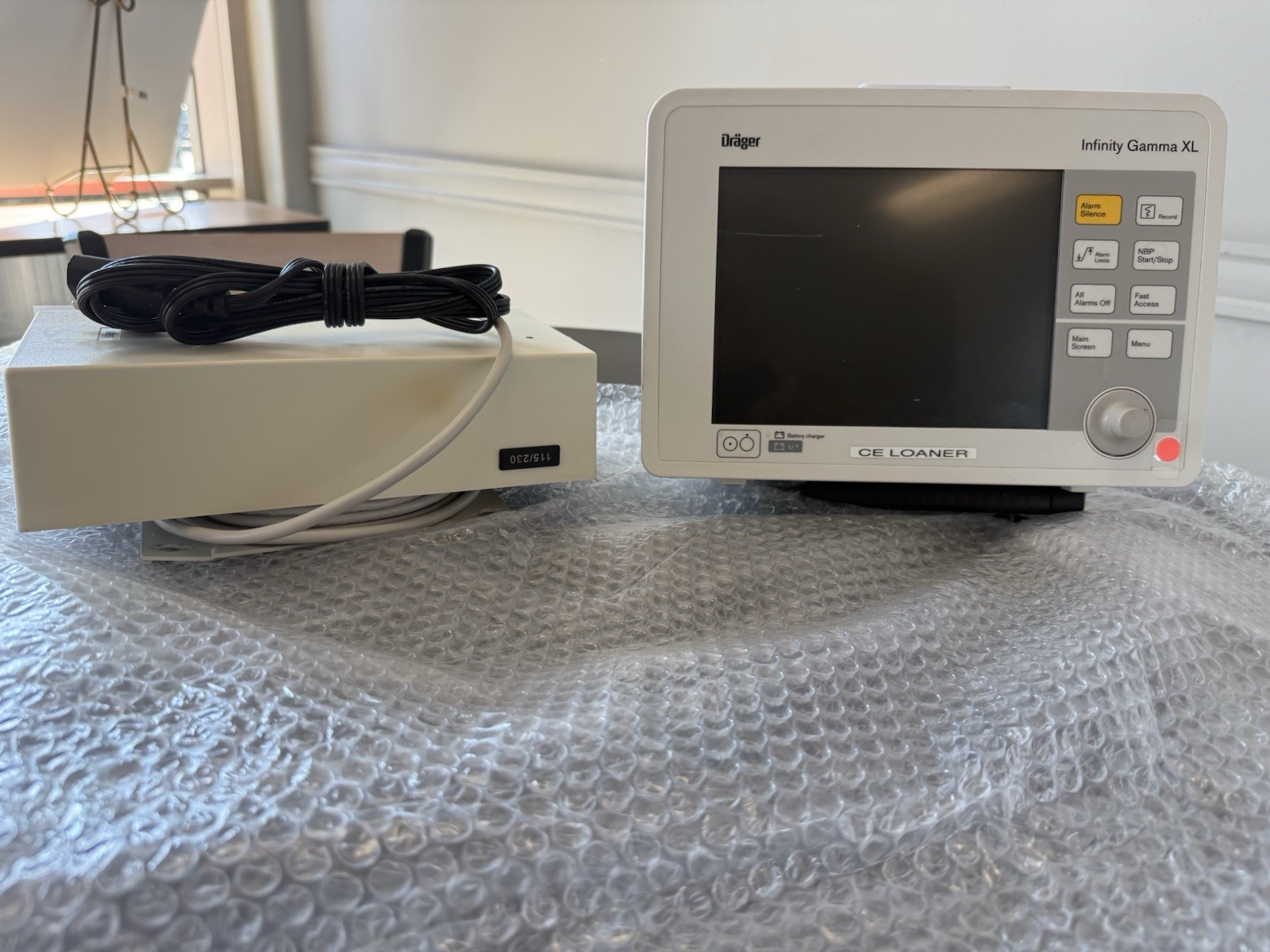 Drager Infinity Gamma XL Patient Monitor Unit With Power Supply