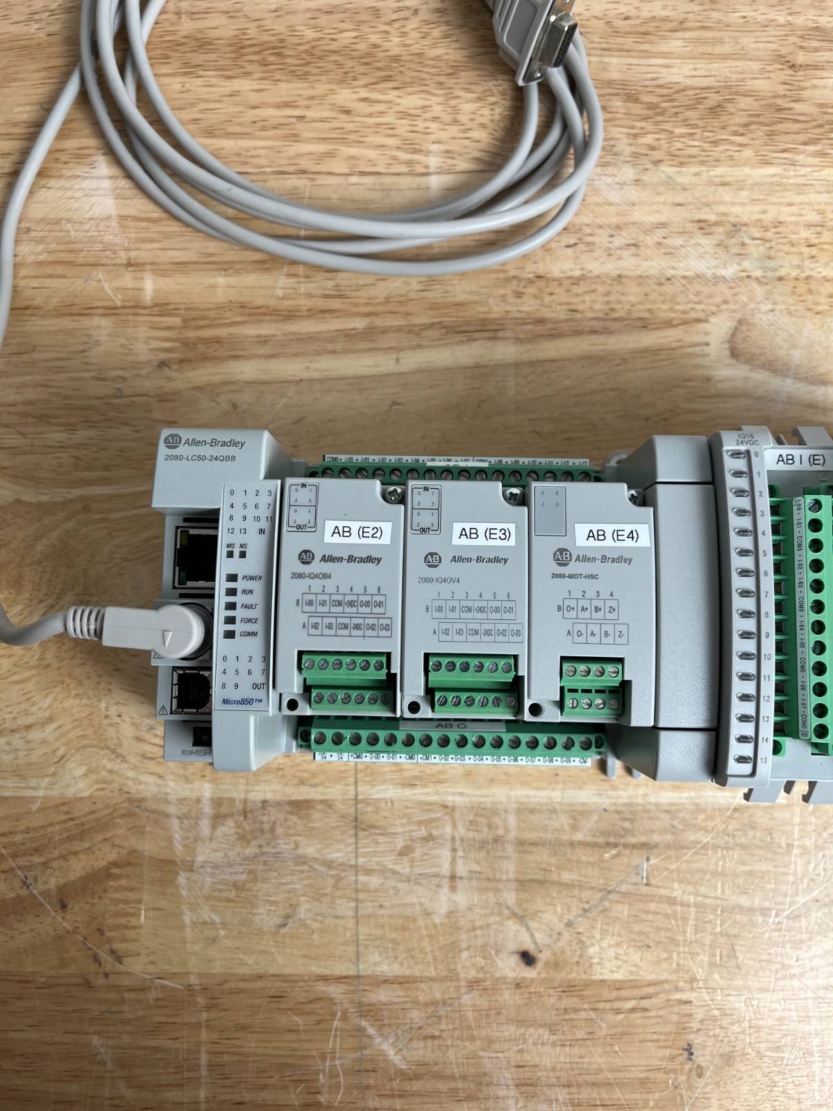 Allen-Bradley Micro850 PLC 2080-LC50-24QBB w/ IQ16 OB16 IQ4OB4 IQ4OV4 MOT-HSC