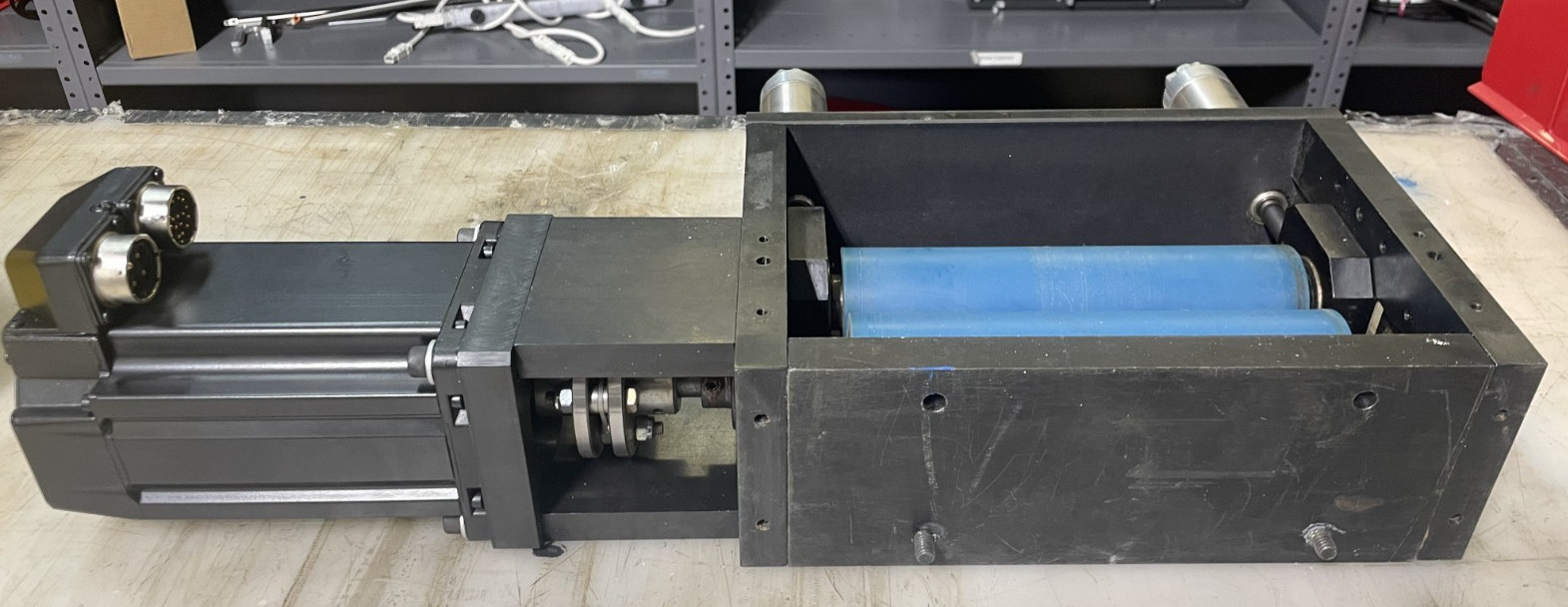 Allen-Bradley MPL-B430P-HJ22AA SER A Servo Motor with 8 inch nip roller