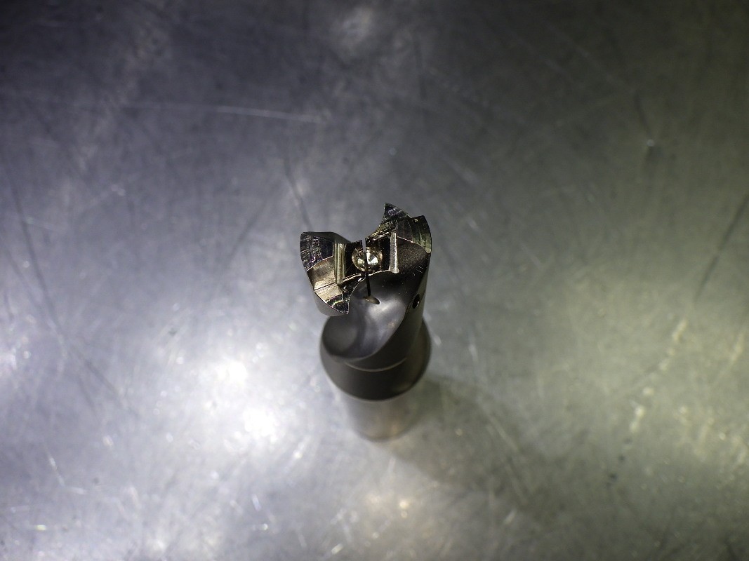 Mitsubishi .591-.61″ Coolant Thru Drill 3/4″ Shank STAWSS0039 (LOC2992B)