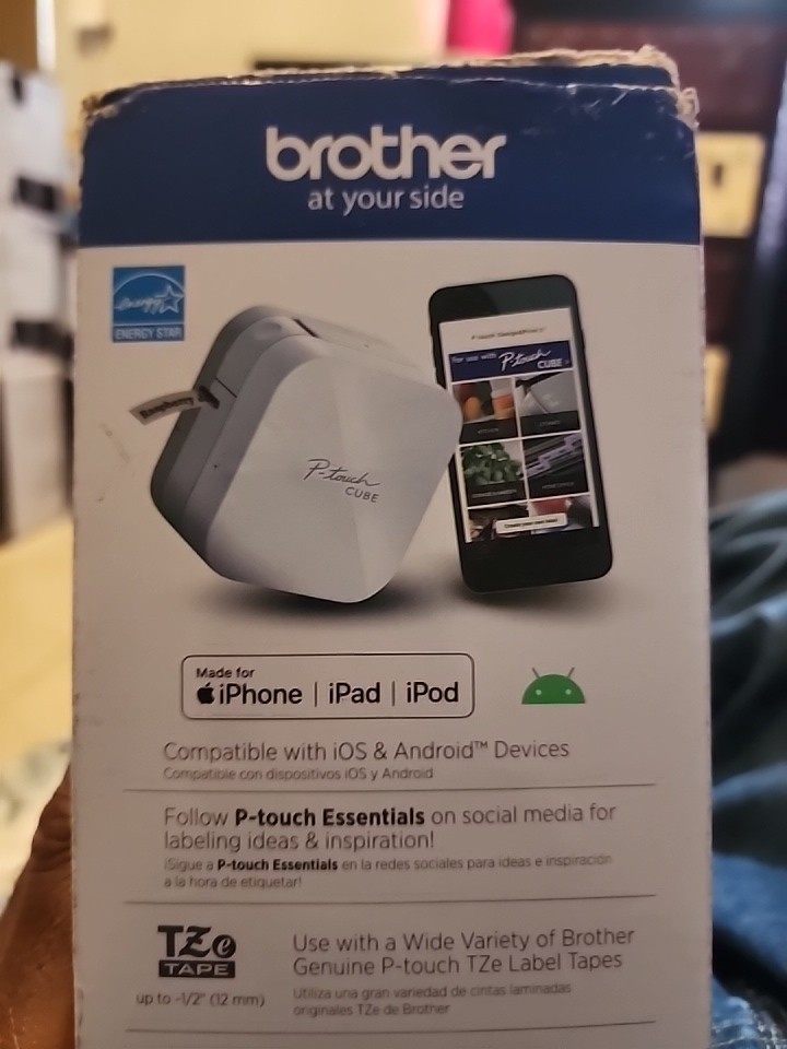Brother P-touch Cube Bluetooth Label Printer – White (PT-P300BT)