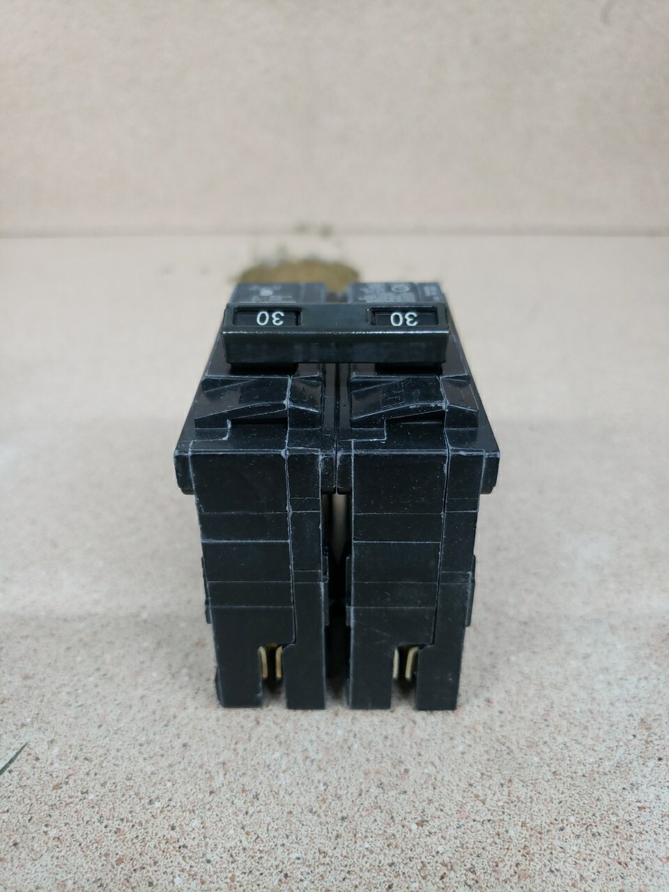 1) New! SIEMENS Q230 CIRCUIT BREAKER 30AMP, 2 POLE, 120/240V