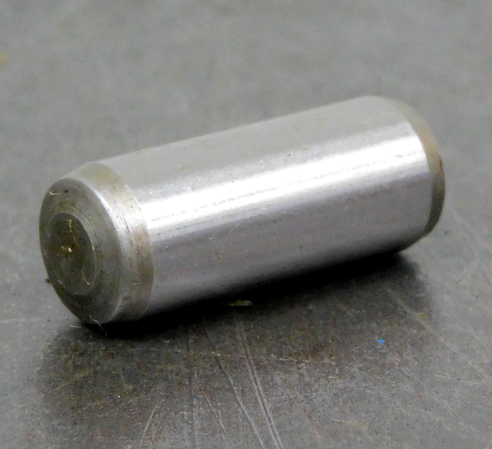 Fastenal – 42-449-7580 M10 x 25mm Pull Dowel Pin Large Lot ( 3.4 lbs )