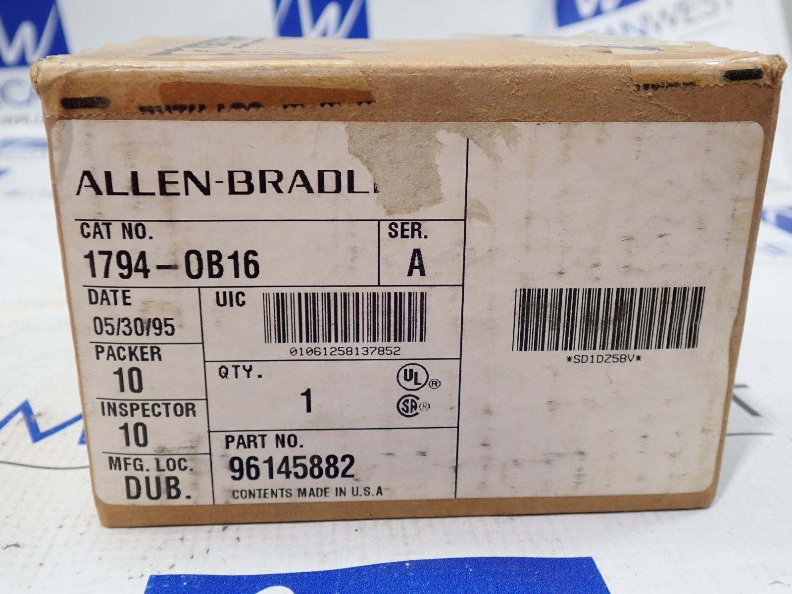 New Allen Bradley 1794-OB16 Ser A 24VDC Flex I/O Output Module