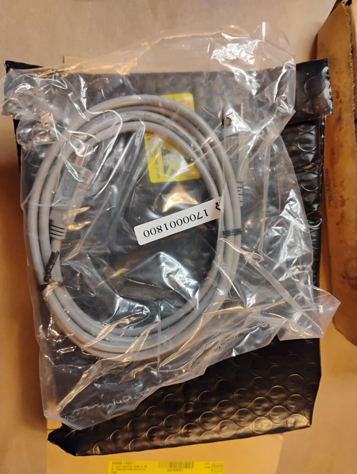 Advantech ADAM-4561-CE ADAM-4561 Isolated USB to RS-232/422/485 Converter
