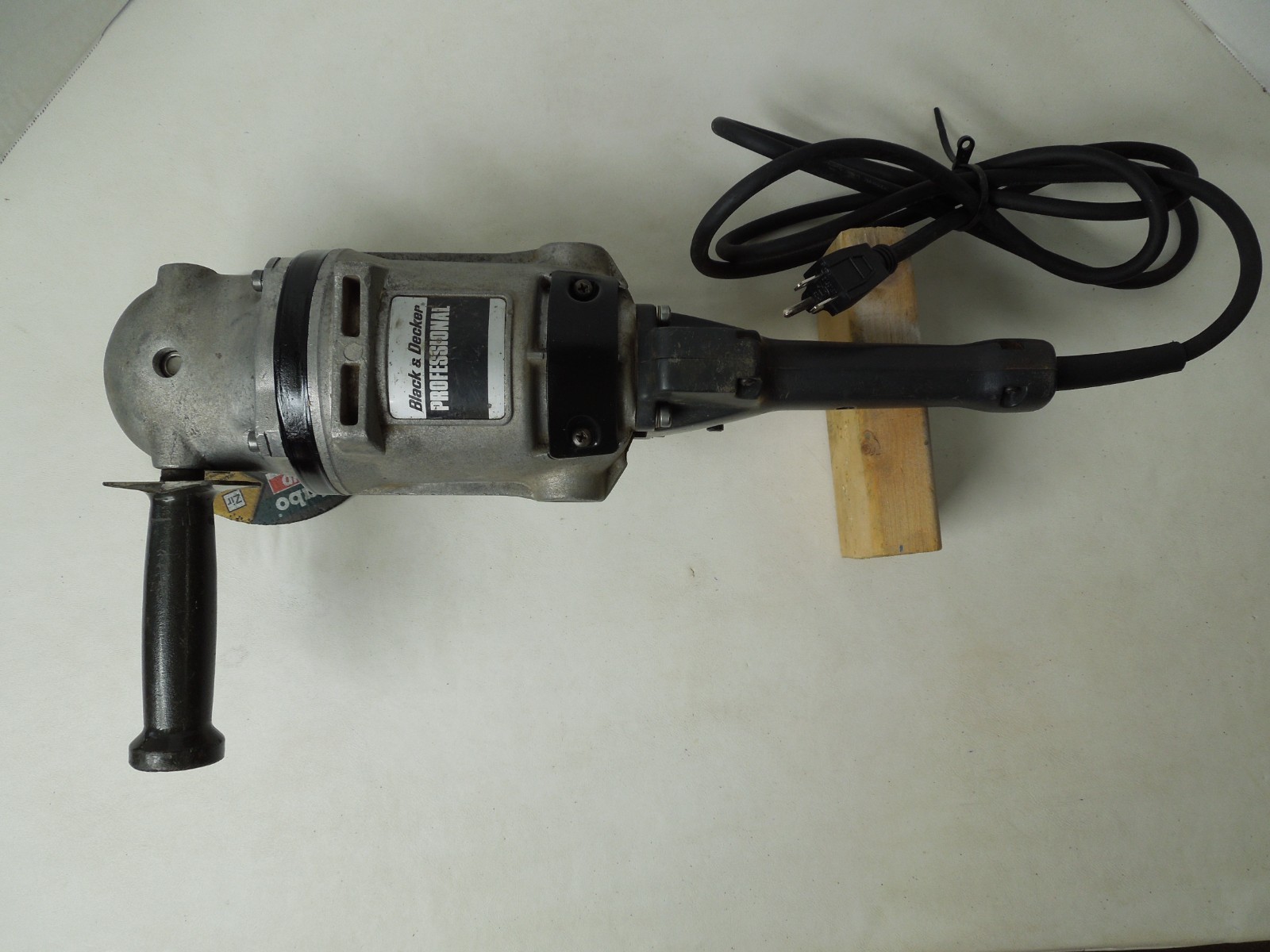 Black & Decker 4075 Type 3, 7″-9″ Heavy Duty Sander/Grinder Wildcat
