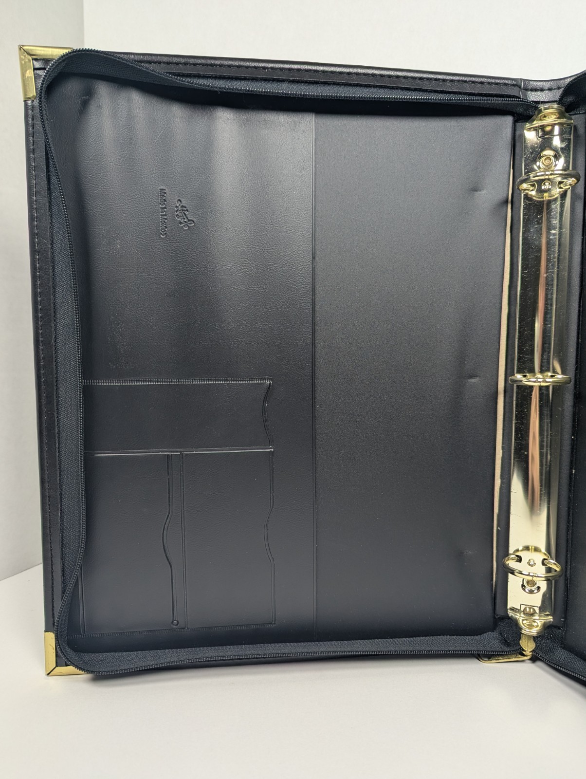 VTG Hazel Leather 3 Ring Zip Portfolio Binder 8”x10.5″x2.5″ Black Made In Mexico