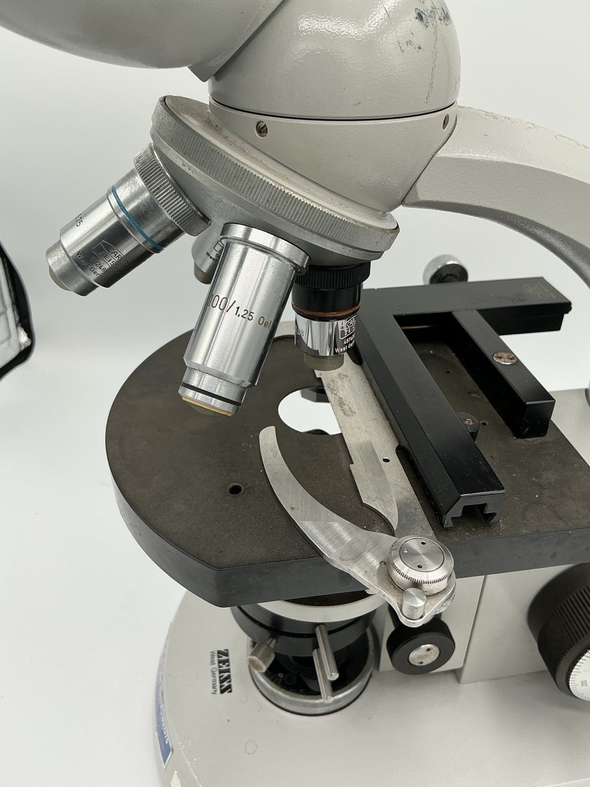 🌟Zeiss Standard 14 Lab Microscope with Objectives 4 Eyepieces-Read