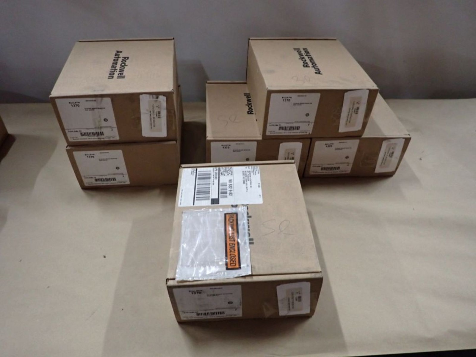 Rockwell Automation Allen Bradley 1370-DBL67 DYNAMIC BRAKE RESISTOR KIT NEW NIB