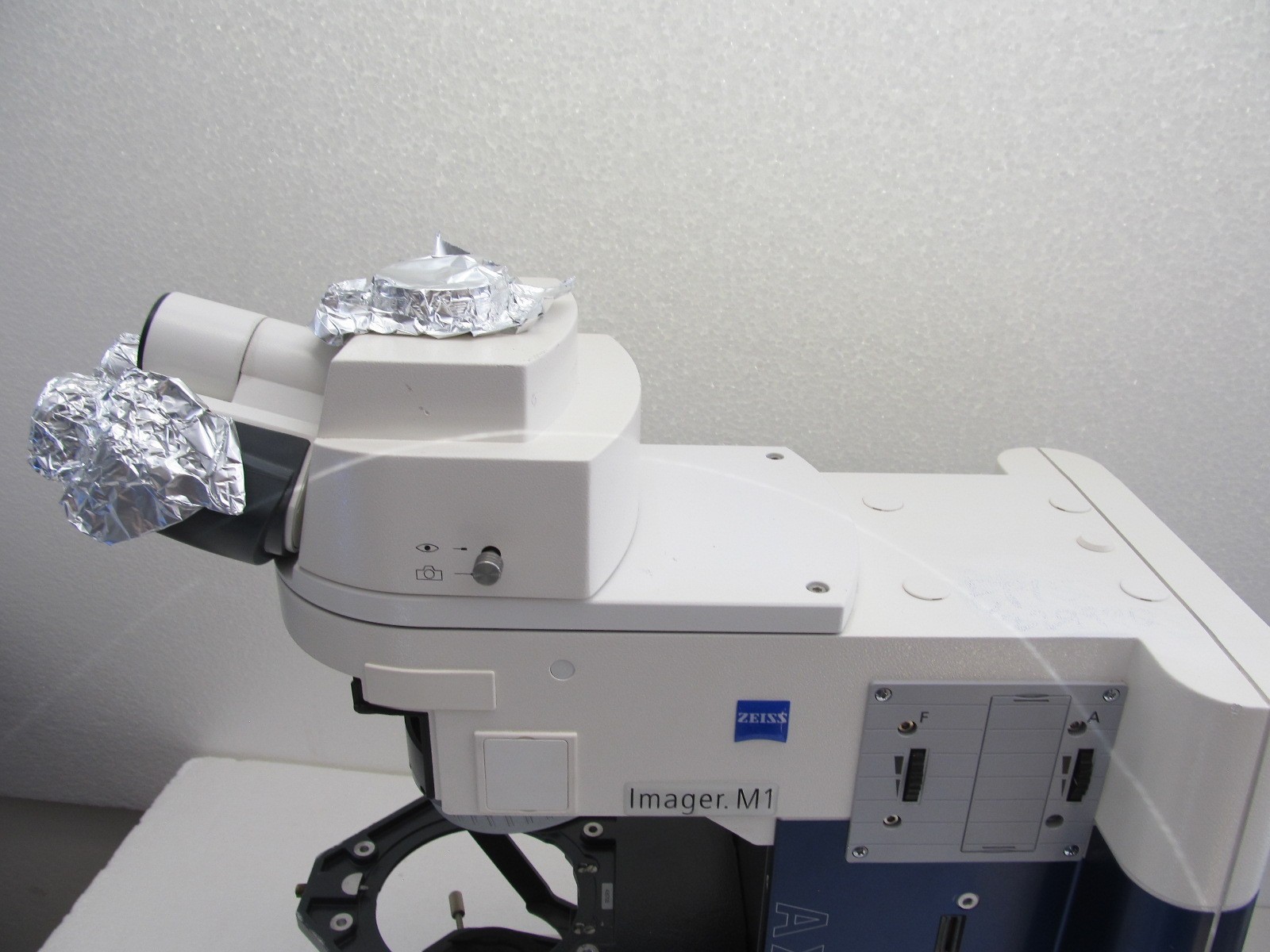 Zeiss Axio Imager M1 Microscope As Is – For Parts or Repair