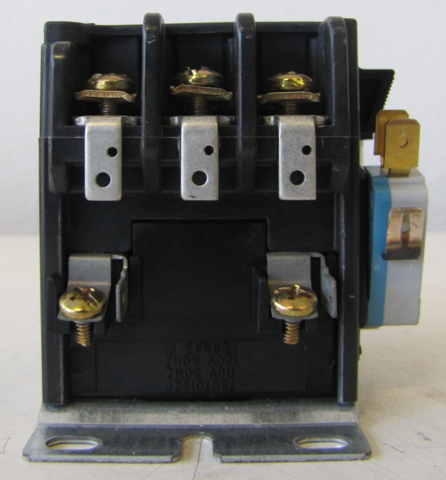 Furnas 42CF35AFM 3 Pole 40 Amp Definite Purpose Controller Contactor with Switch