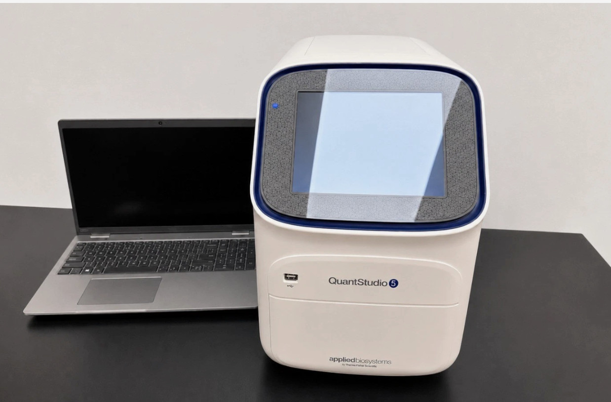 2024 Applied Biosystems QuantStudio 5 Real-Time PCR Systm 96-Well w/ Dell Laptop