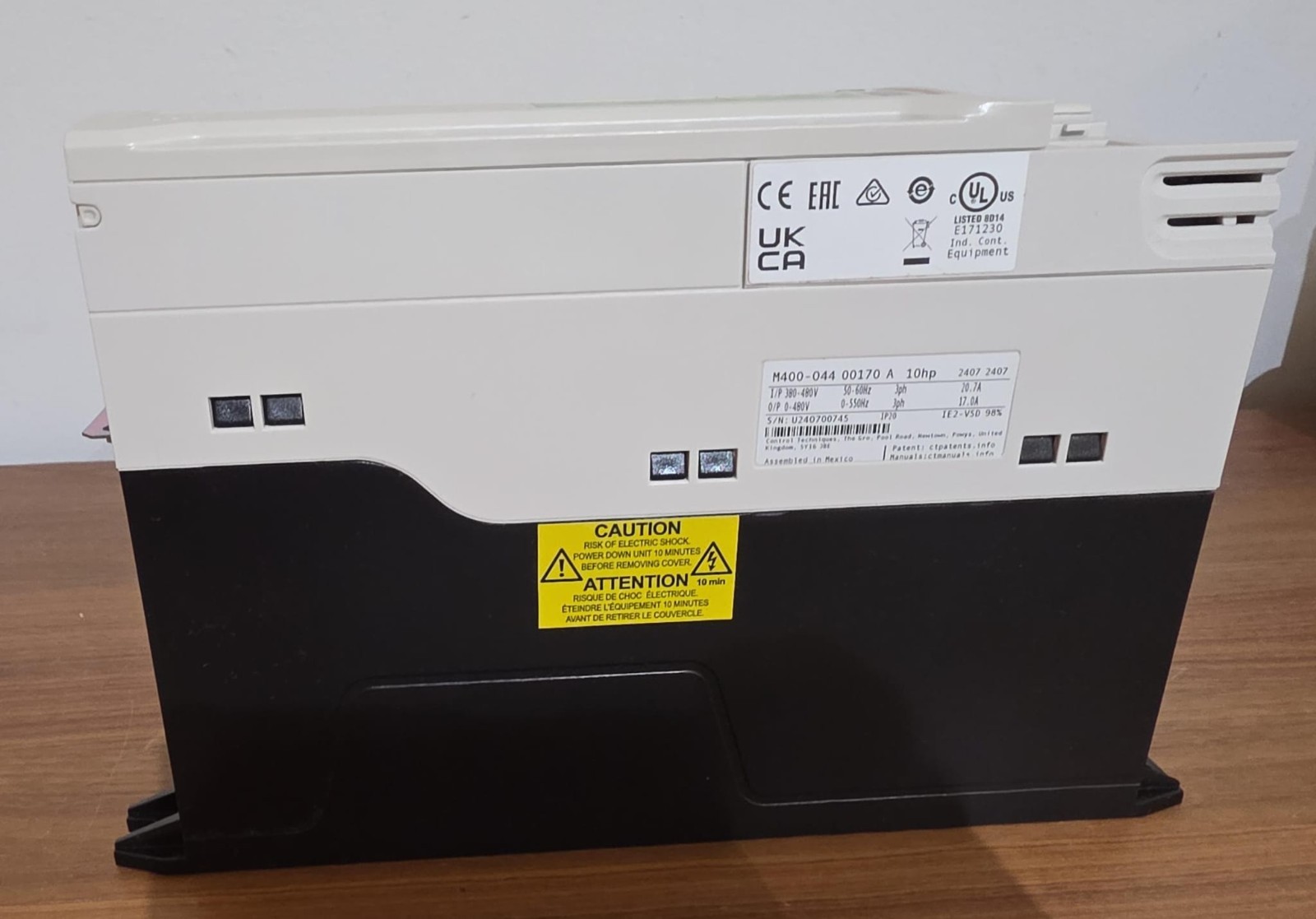 UNIDRIVE CONTROL TECHNIQUES M M400-044-00170 A101 01 AB100 10hp (NEW)
