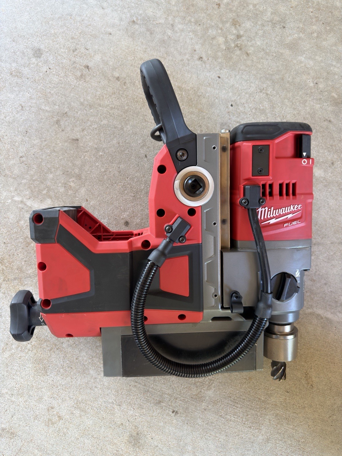 Milwaukee M18 FUEL Magnetic Drill Press Kit FORGED LITHIUM 8.0 Battery,Charger