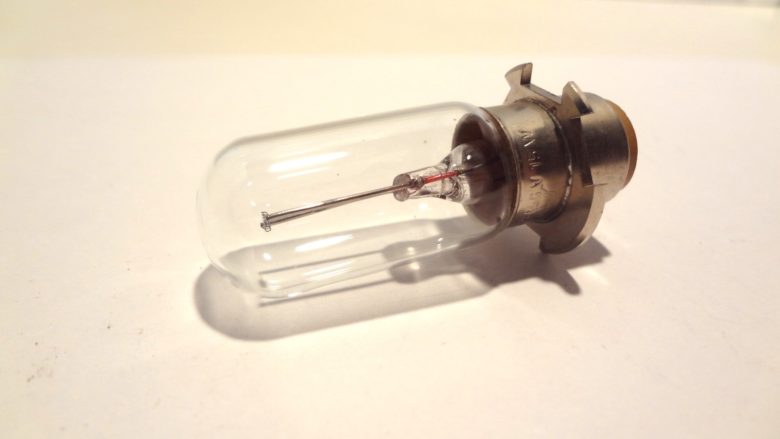 ZEISS BULB NO. 38-01-77 SLOTTED BASE 6 VOLT 15 WATT