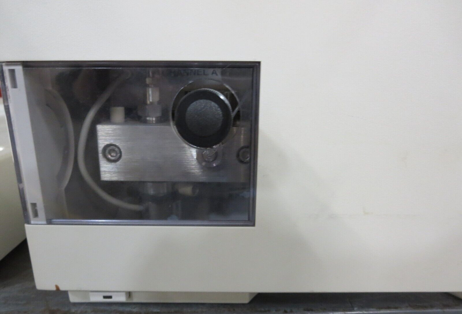 H-P, G1311A+G1312A+G1322A+35900C,HPLC System,Series 1100, Read Full Description