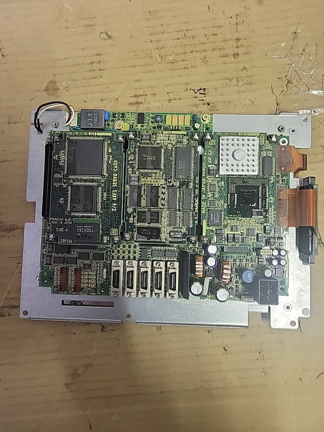 FANUC A20B-8100-0135 +A20B-3300-0120+A20B-3300-0150+A20B-3300-0260 BOARD “TESTED