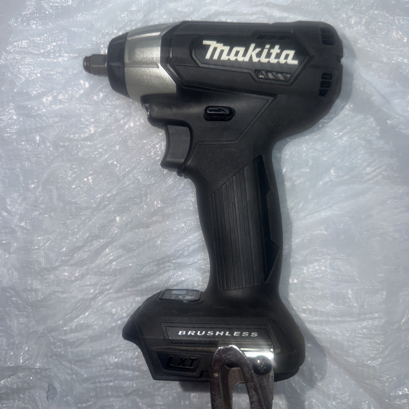 Makita Xwt12 18V Brushless Sub-Compact 3/8 Cordless Impact Wrench Tool Only