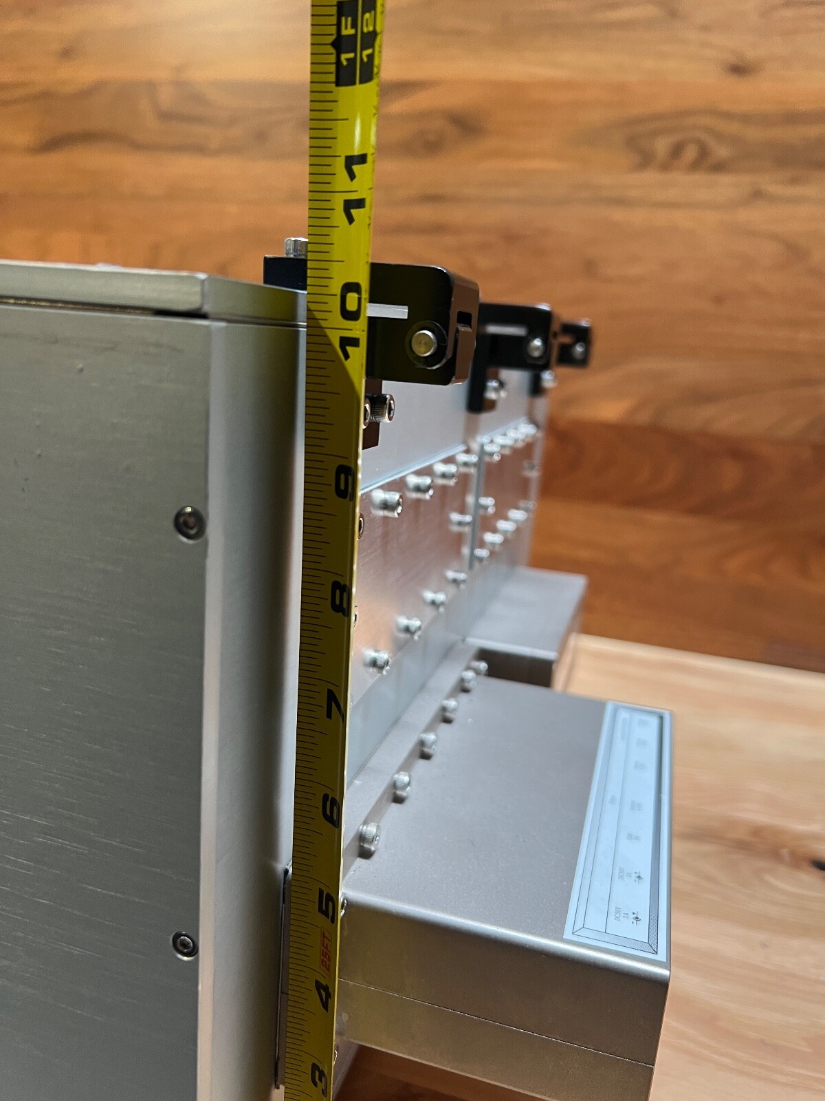 RF Shield Box Faraday enclosure EMI RFID Pass Through Interfaces Hydraulic lid