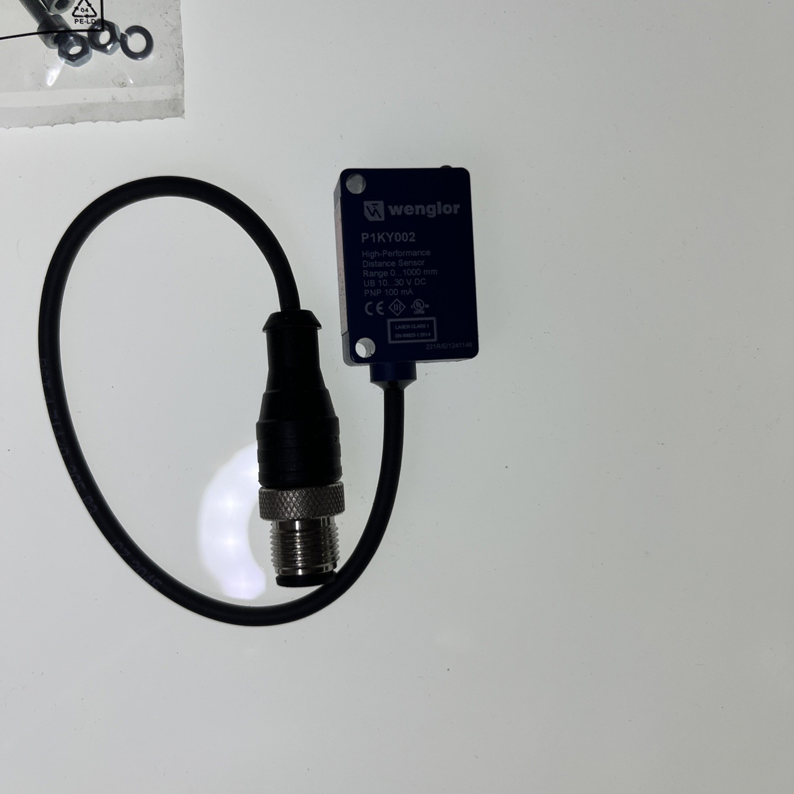 NEW WENGLOR P1KY002, Laser Distance Sensor