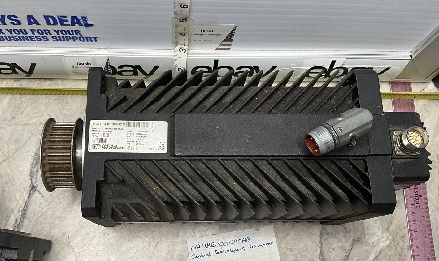 CONTROL TECHNIQUES 142UME300CACAA BRUSHLESS AC servo motor UNIMOTOR UM 860927