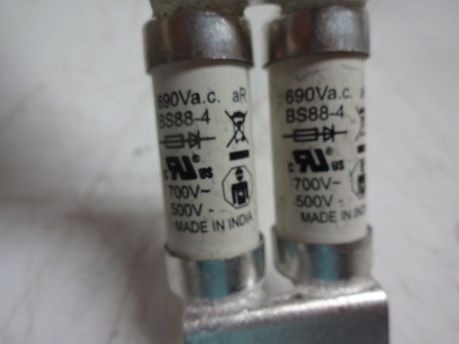 Eaton Bussmann BS88-4 120FEE Semiconductor Fuse 690V BS88:4 700V-500V 120A