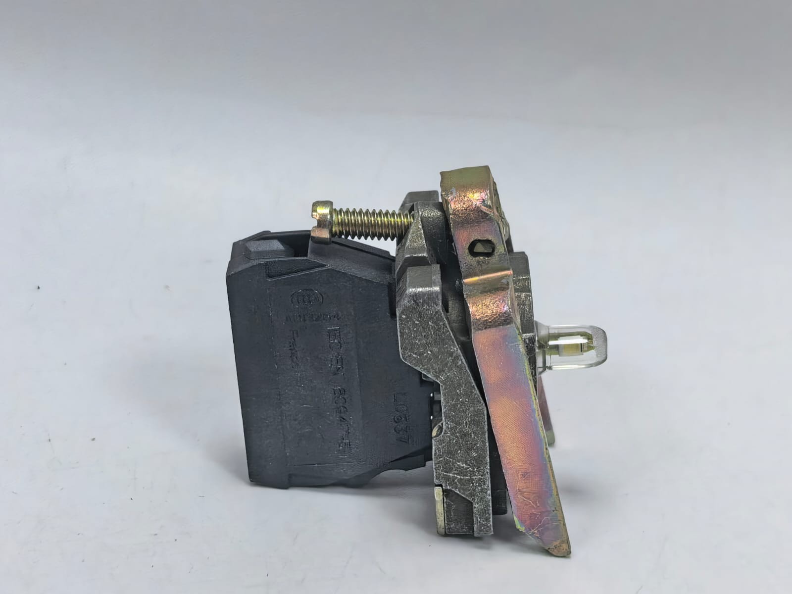LOT 2 PCS TELEMECANIQUE ZB4 BVBG1 SERIES LIGHT BLOCK