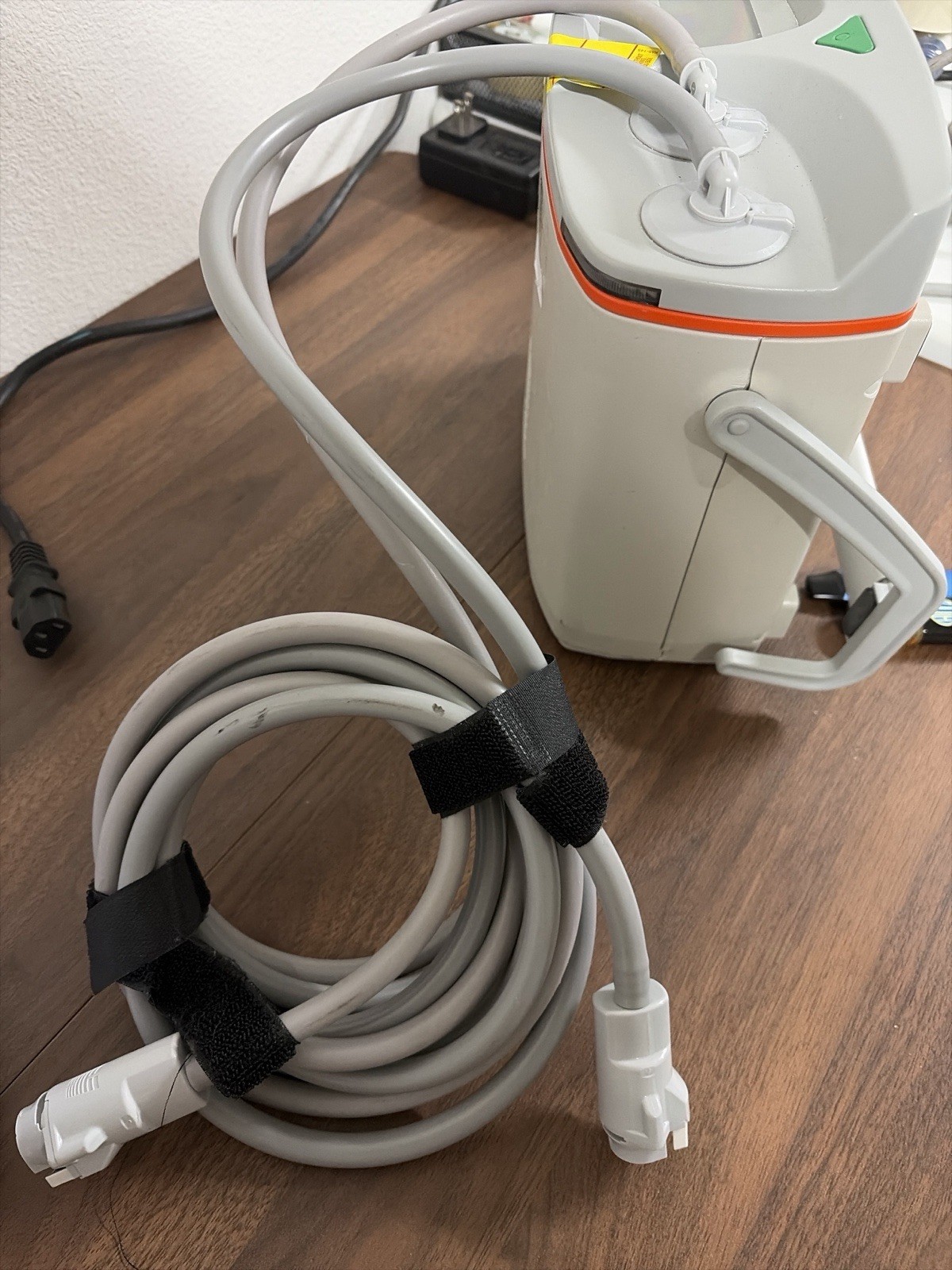 ARJOHUNTLEIGH FLOWTRON UNIVERSAL PUMP HUNTLEIGH 100-230V 50/60HZ