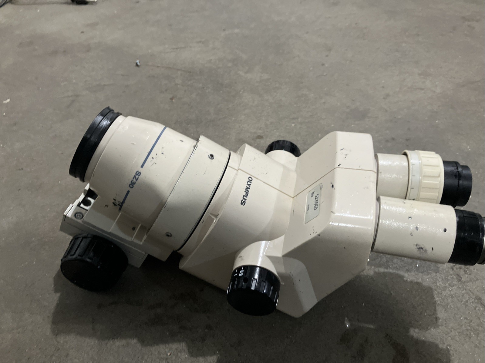 Binocular microscope Olympus sz3060 made in Japan