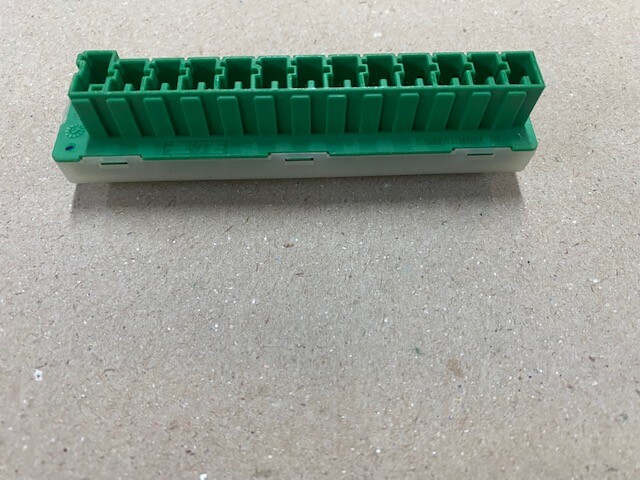 Fuse Connector Can Buss – Mopar (68230877AA)
