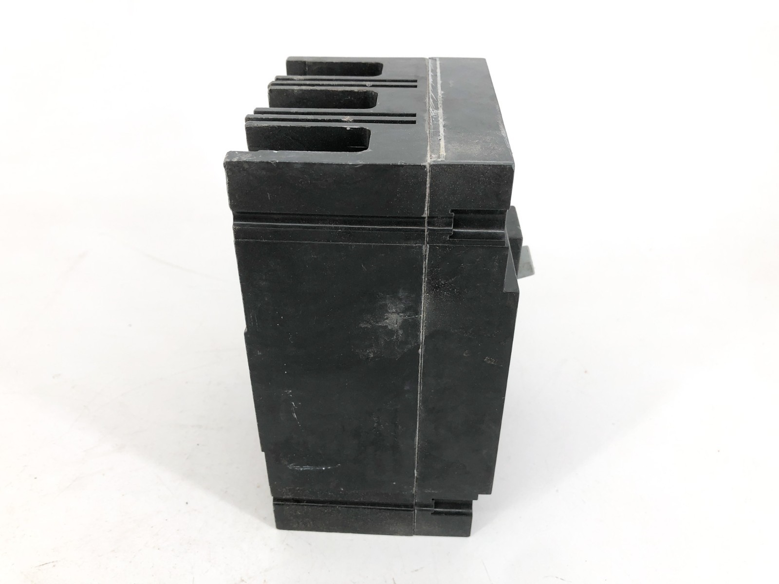 New General Electric THED136125 Circuit Breaker 125A 600VAC 250VDC 3P Model 3