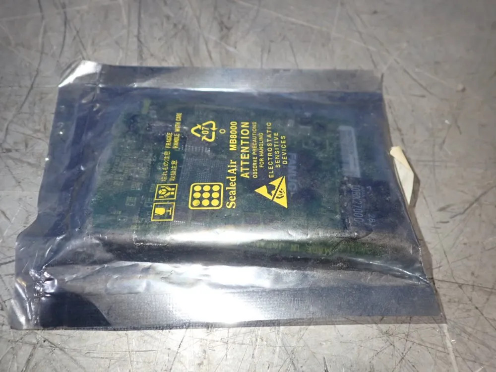 FANUC A20B-3300-0768 SERVO CARD 12250270081