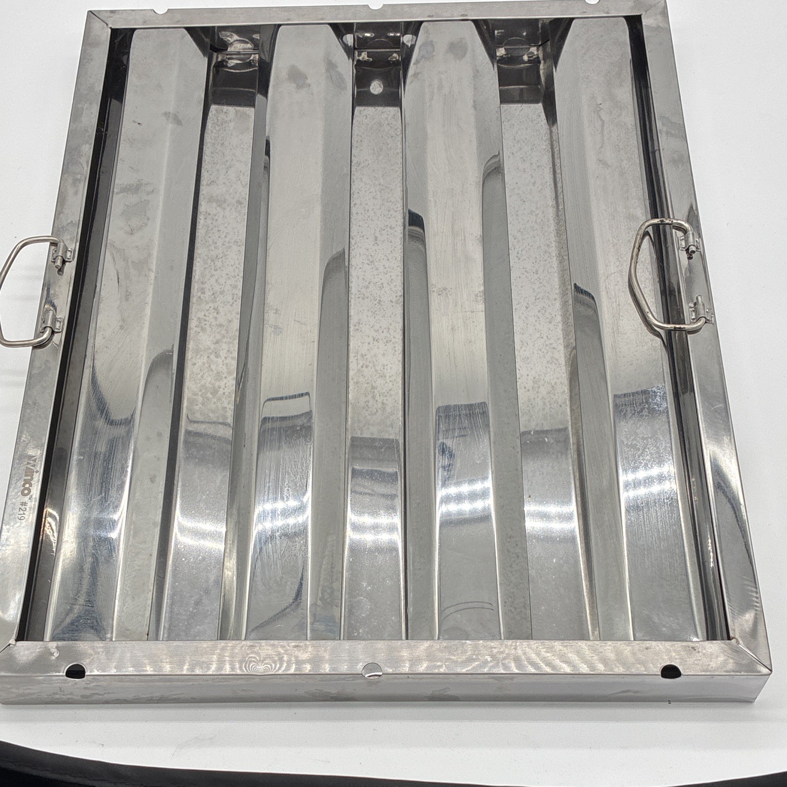 Winco HFS-1620 Stainless Steel Hood Filter Vertical 20x16x1-1/2″