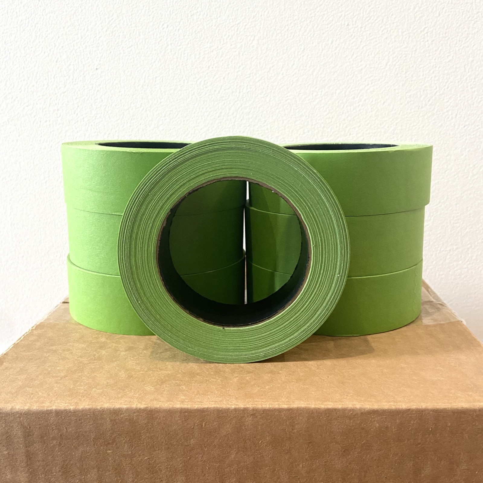 Lot Of 32 Rolls 1.5″ X 60 Yrds Green Painters Masking Tape Fine Edge MADE IN USA