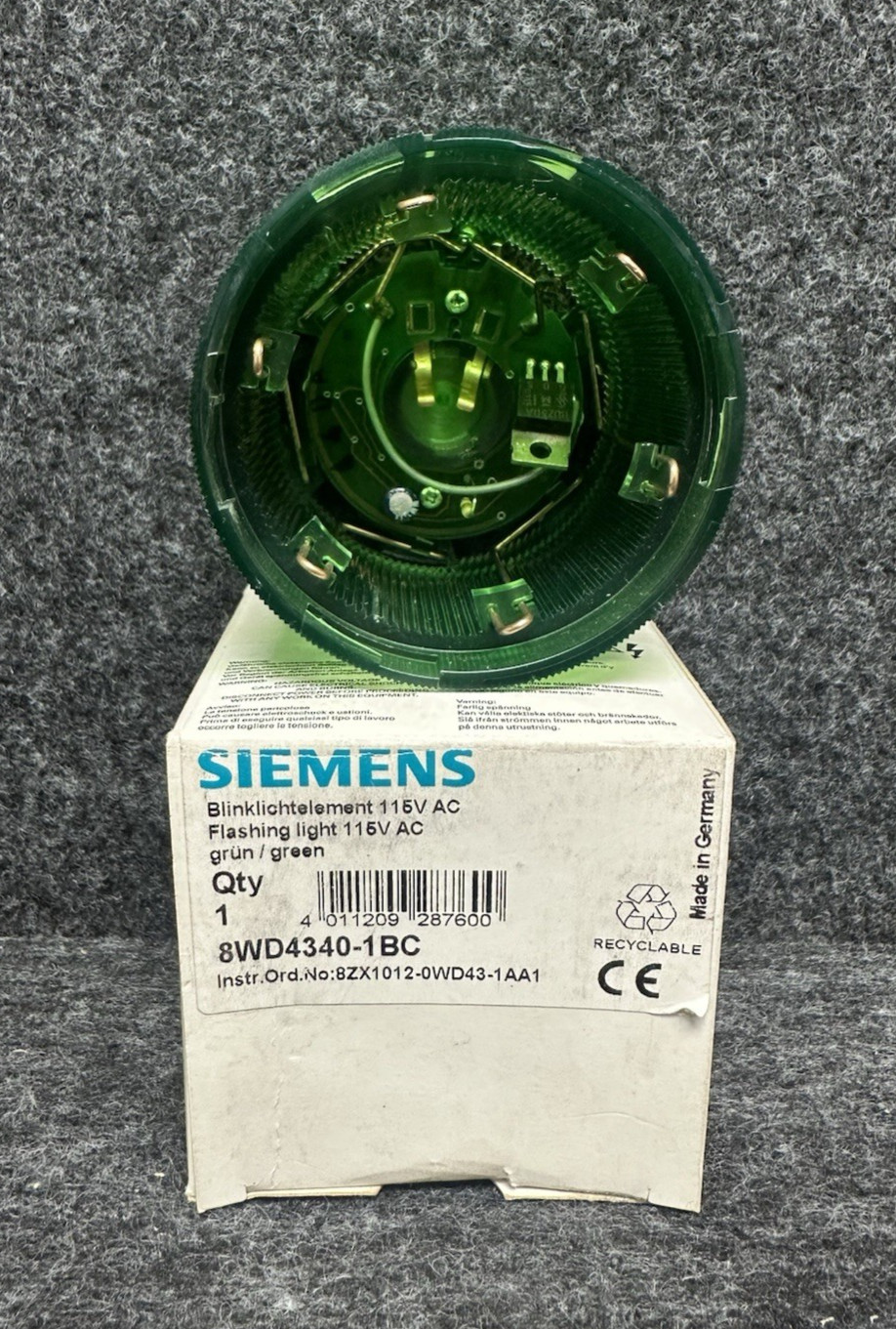 Siemens Flashing Light- Green 8WD4-340-1BC 115V AC