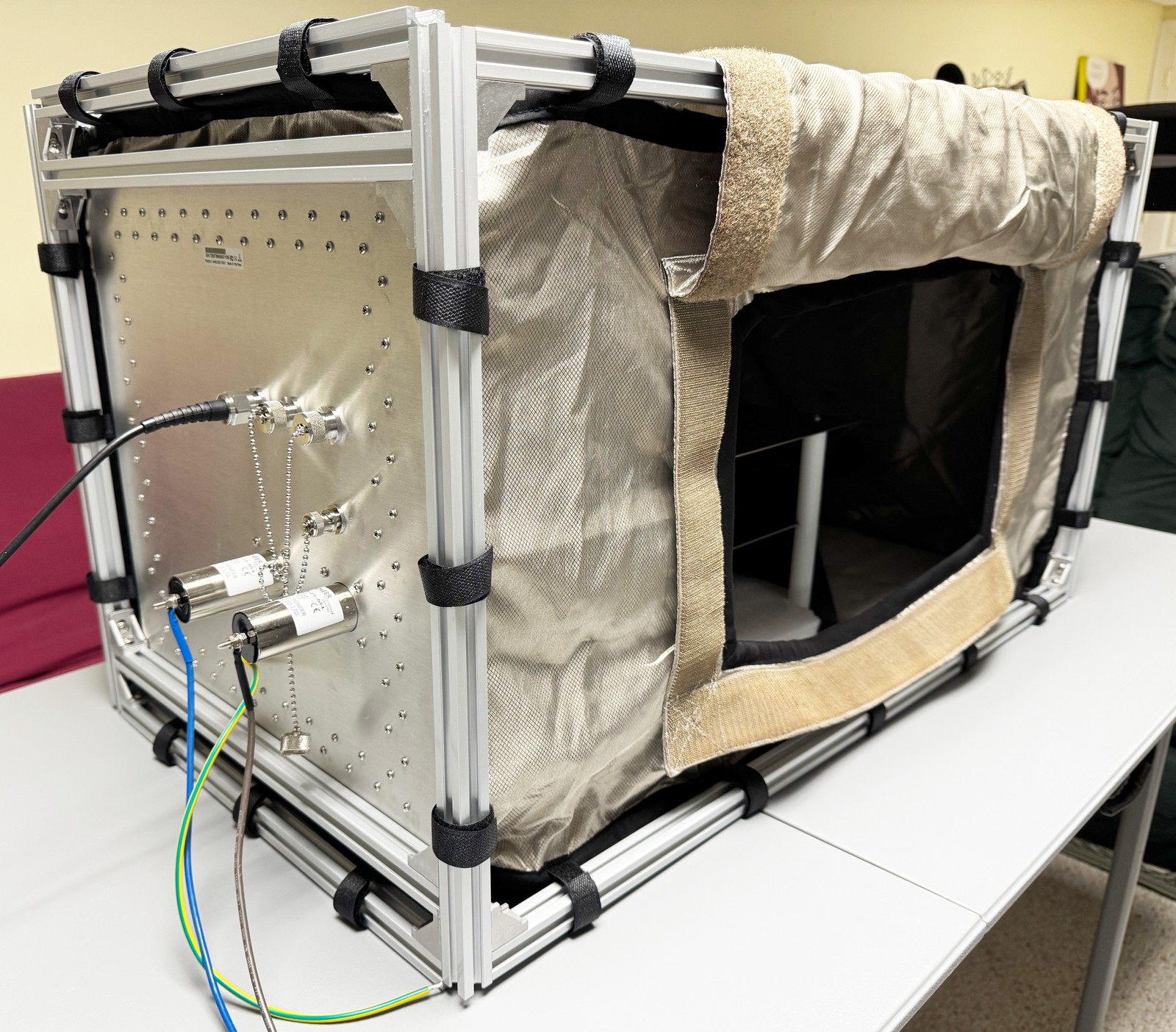 TEKBOX TBST-86/49/45/1-B RF Shielded Tent for EMI/EMC Pre-compliance Testing