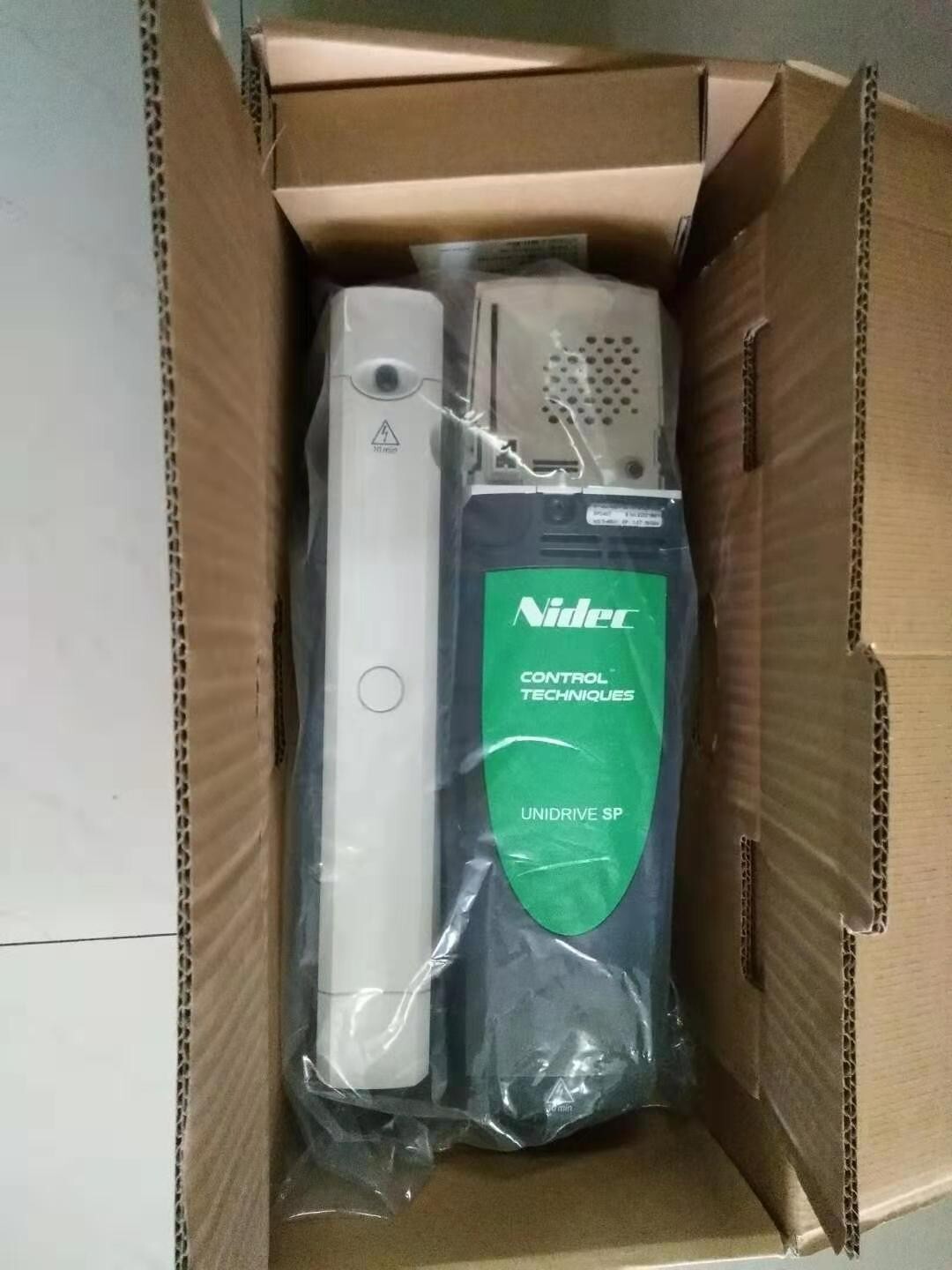 ​EMERSON SP2402 Unidrive SP AC Drive 0.18kW 400V AC New