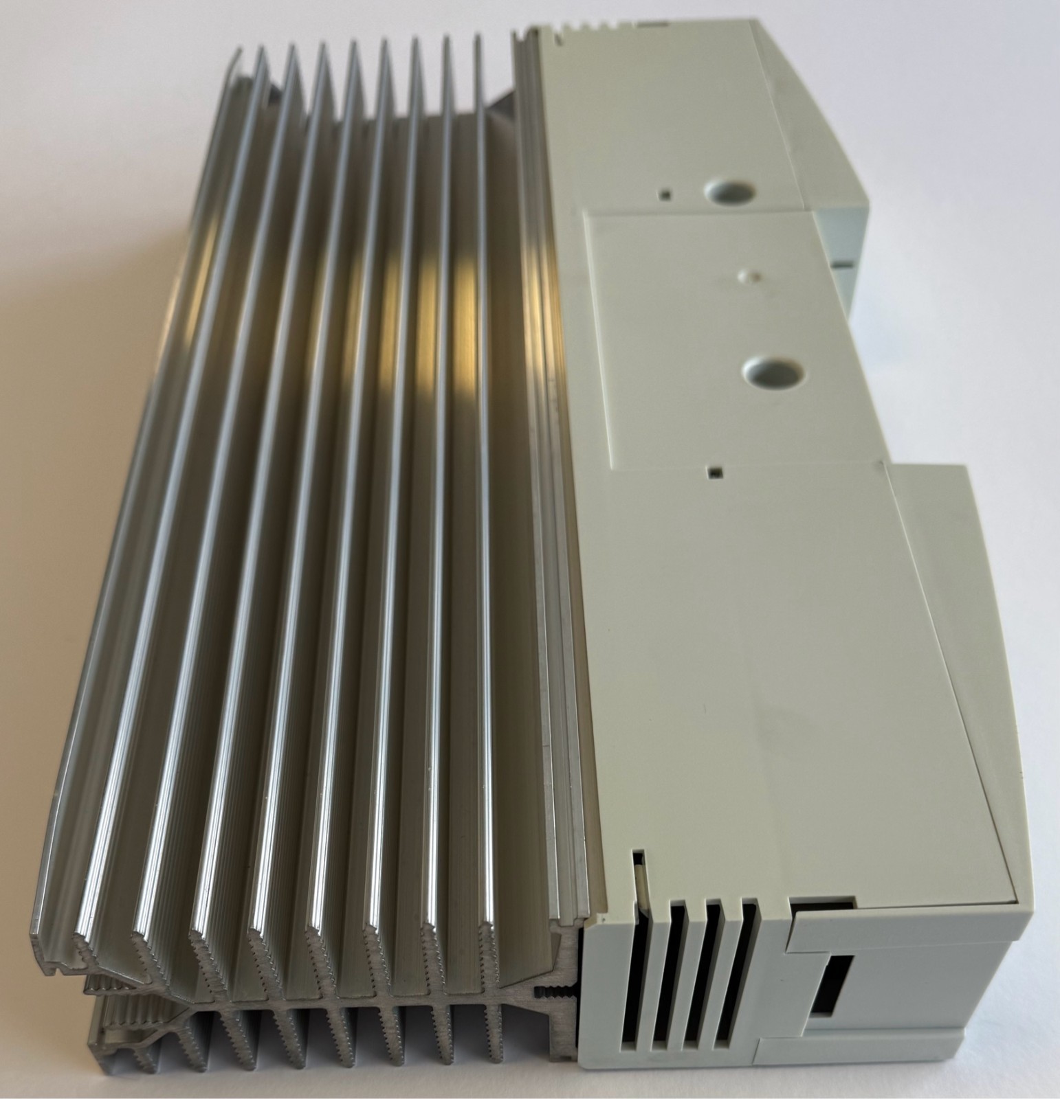 Lenze Brake Module / DC/PE 765V / 13063816 / EMB9352-E / New Without Original Packaging