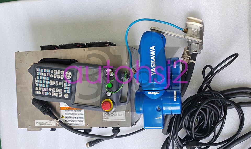 USED YASKAWA MOTOMINI ROBOT 0.5KG(YRC1000MICRO CONTROLLER JZRCR-APP01-1 PENDANT)