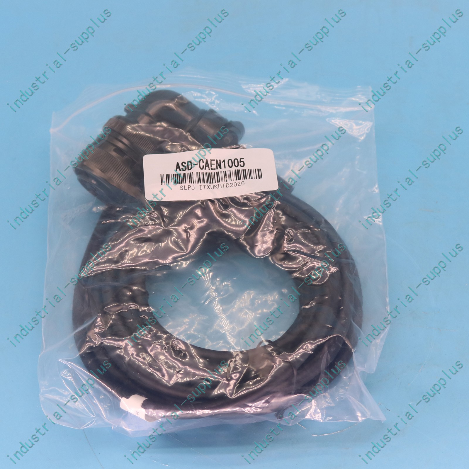 Delta AB/A2 series servo cable ASD-CAEN1005 5M cable FREE SHIPPING #S