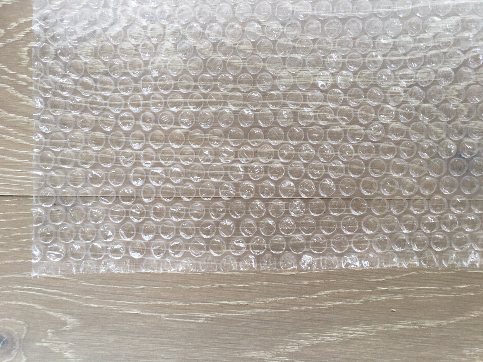 3/16″ Small Bubbles Plastic Wrap Cushioning wrap 12″x10FT Perforated every 12″