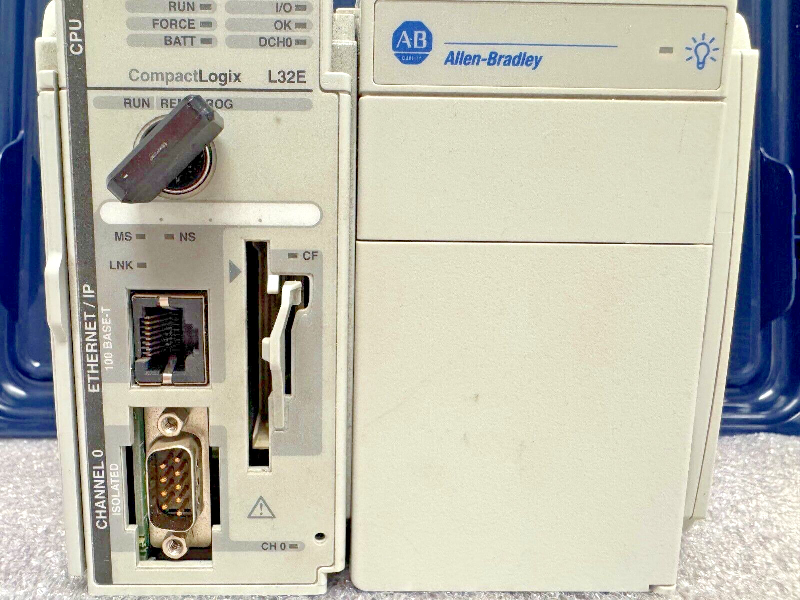 ALLEN BRADLEY 1769-L32E SERIES A PLC with 1769-ECR & 1769-BA