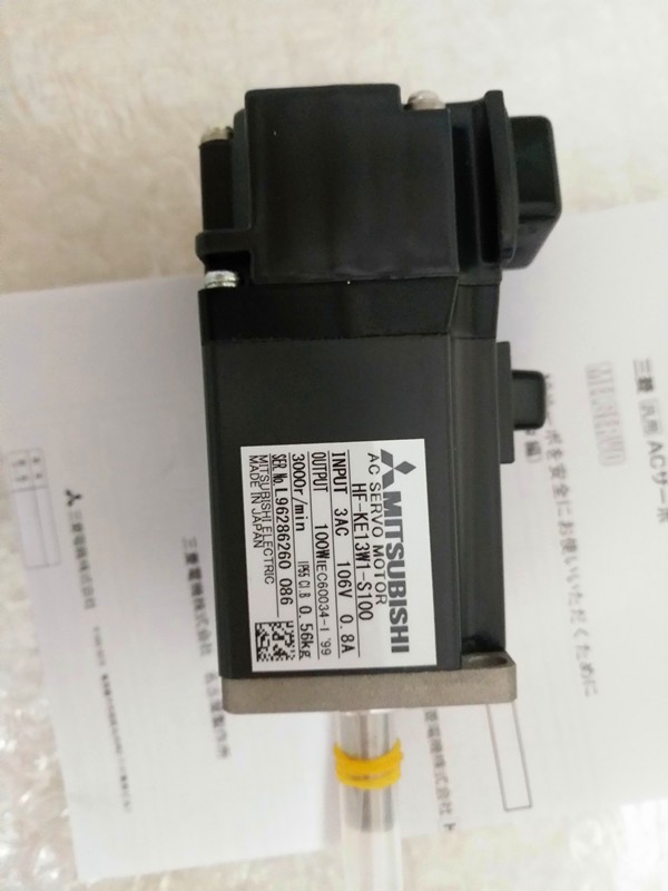 Mitsubishi HF-KE13W1-S100 Servo Motor 1PC New HFKE13W1S100