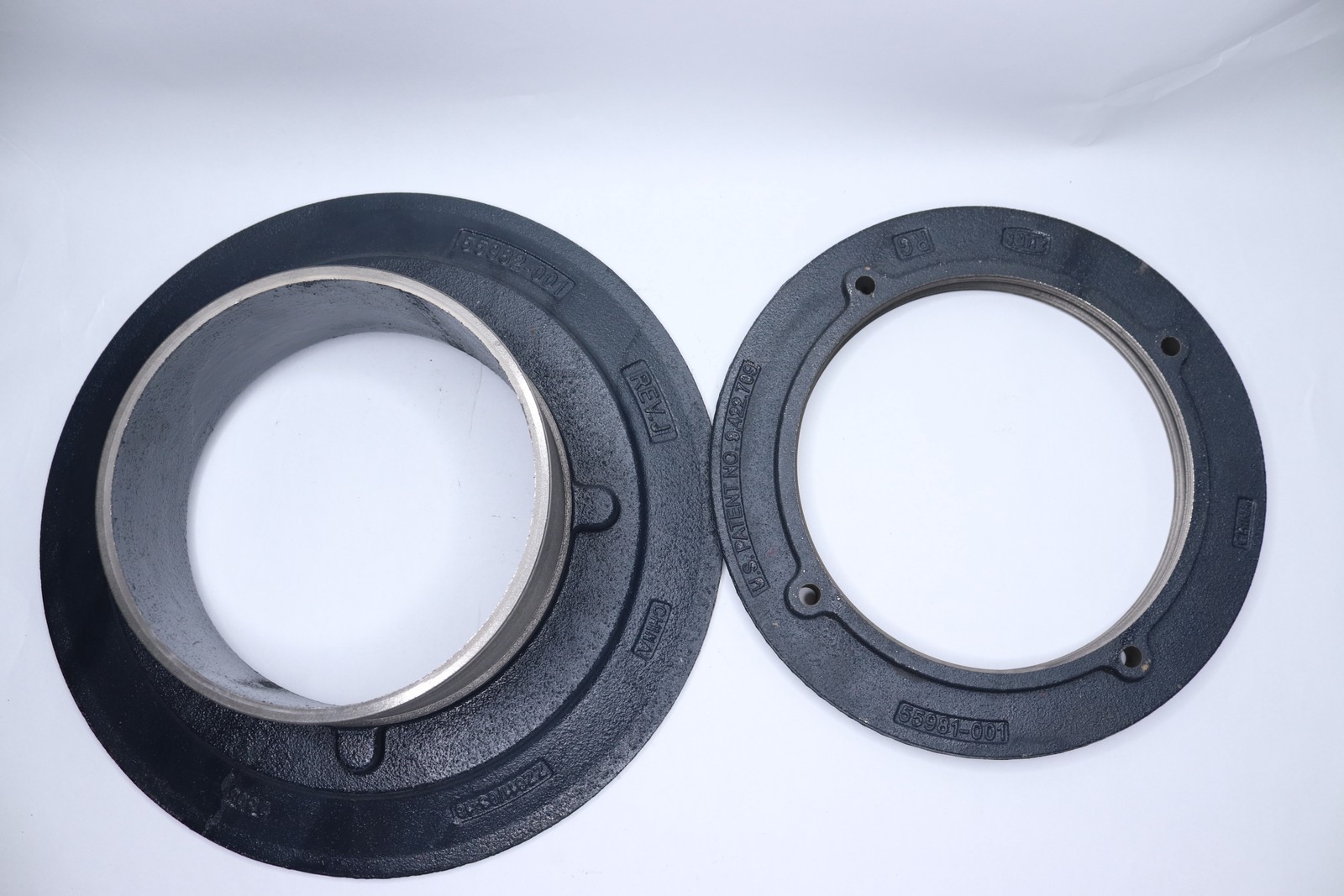 (2-Pk) Zurn Roof Flange 8″ Diameter 55982-001 – Comes As a 2 Piece Item