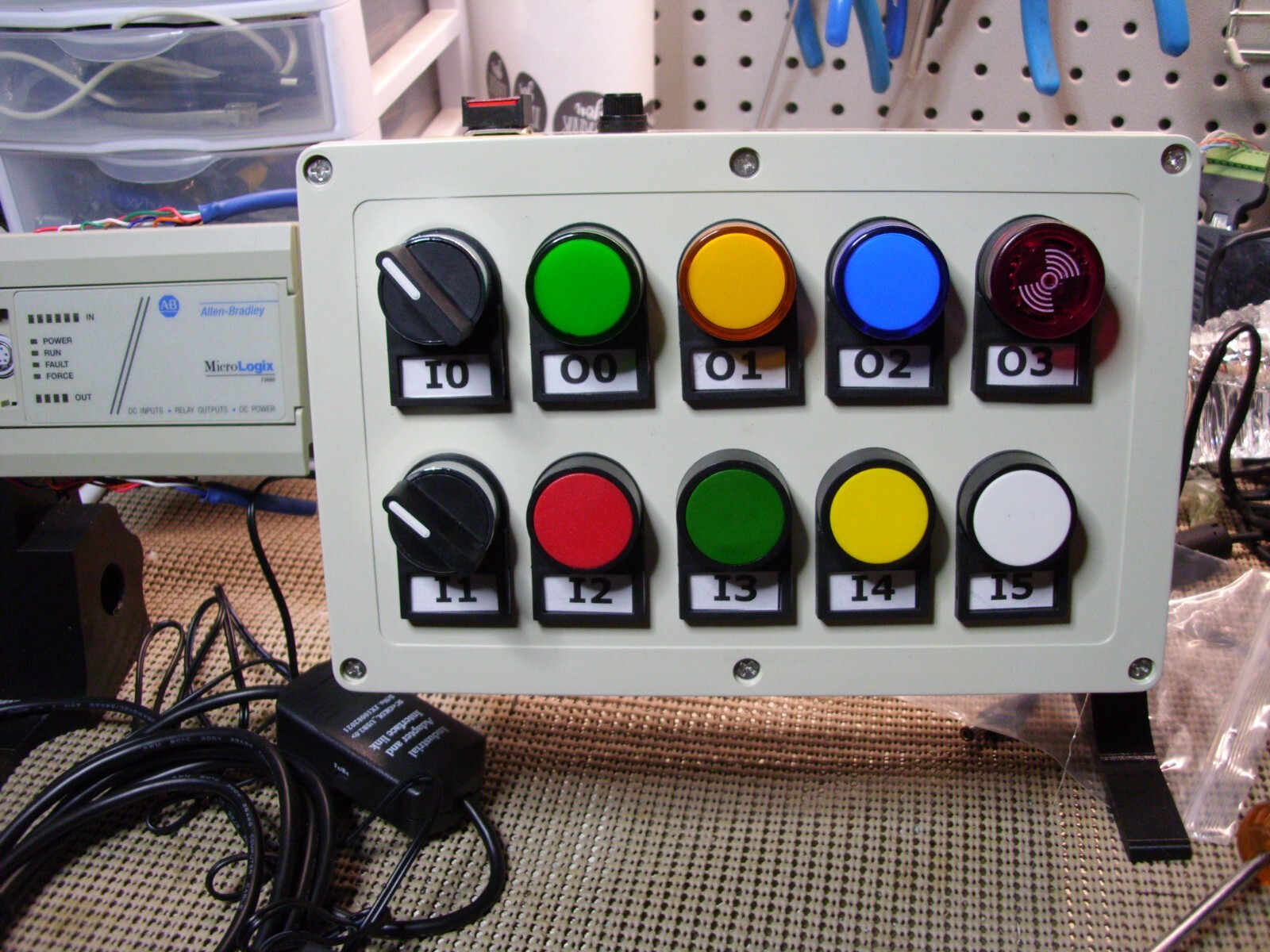 PLC TRAINER Allen-Bradley MicroLogix 1000 1761-L10BWB with usb cable