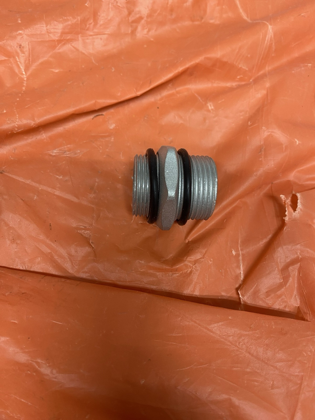 China Chinese Excavator Hydraulic Fluid Cap