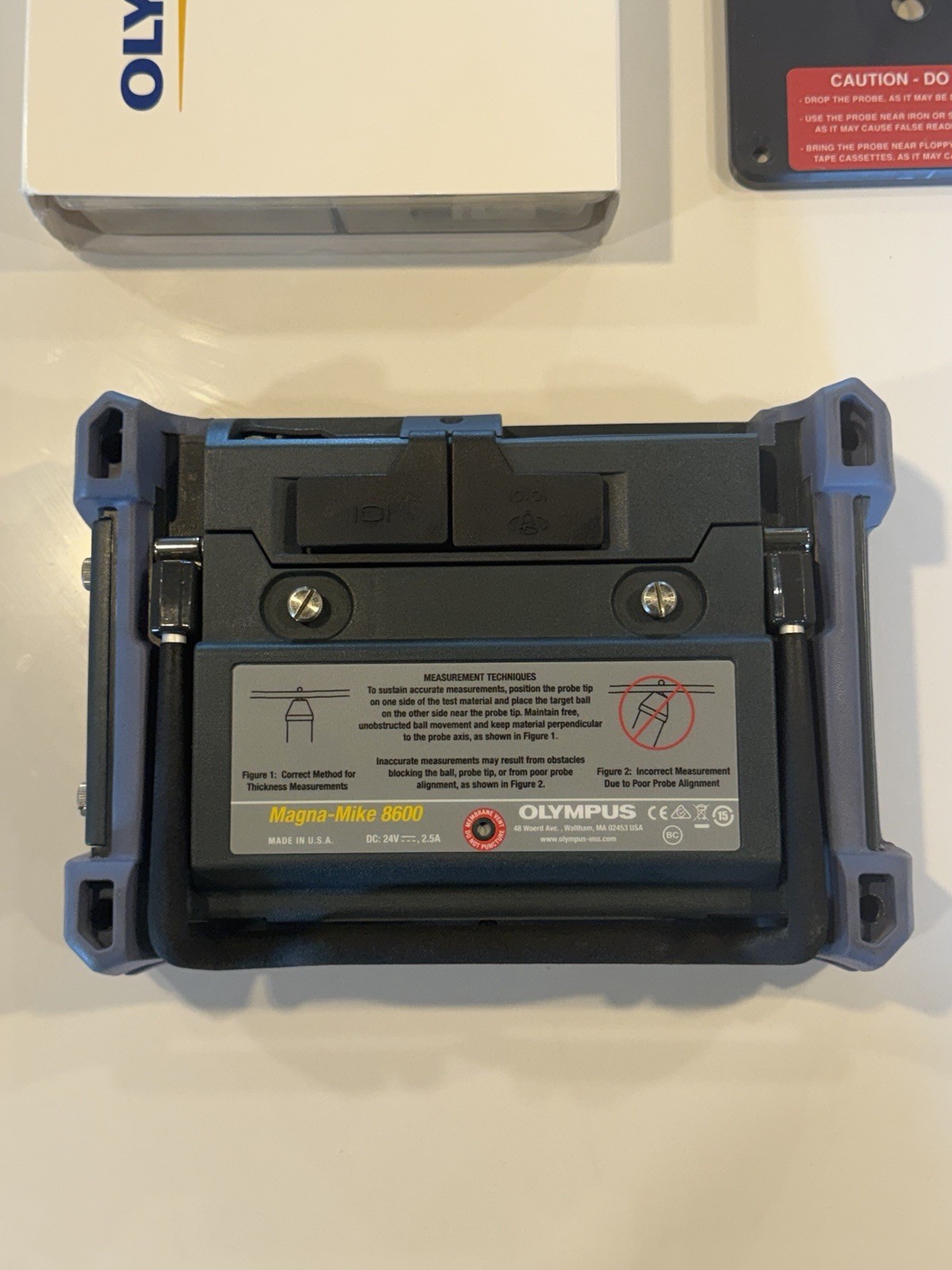 Olympus Magnamike 8600 Hall Effect Thickness Gage Kit & Probe